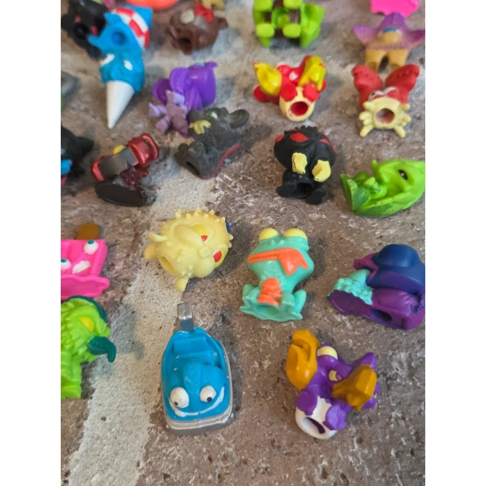 Flush Force Spin Master Series Rubber Figures 36 Pc Lot